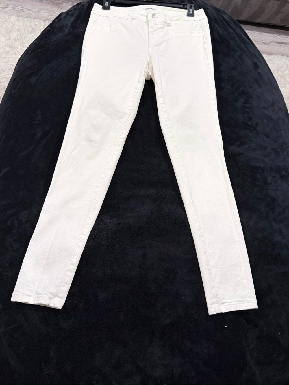 Calvin Klein Women’s Off-White Skinny Jeans